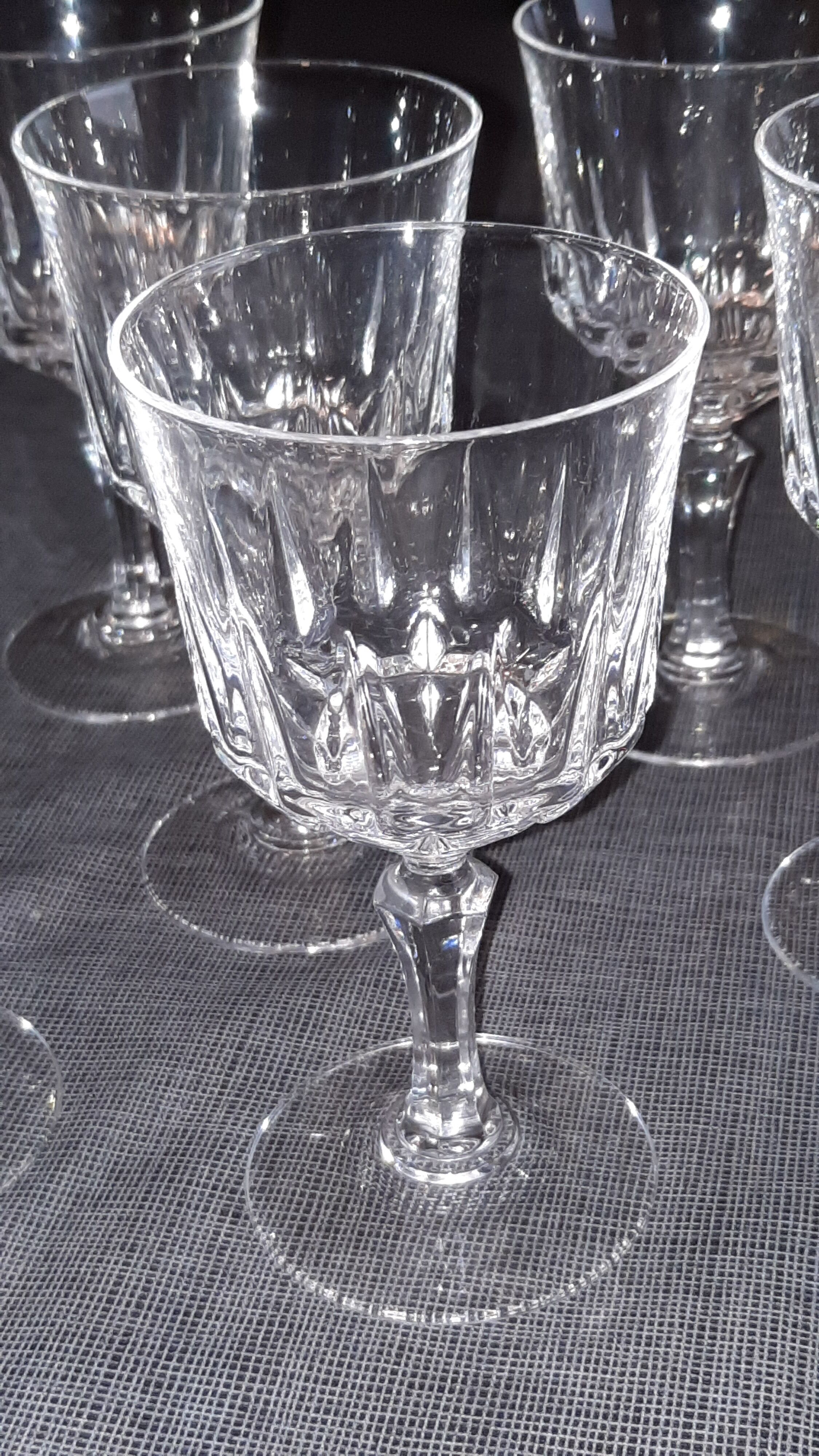 Cristal D'Arques 10 wine glasses model St Germain