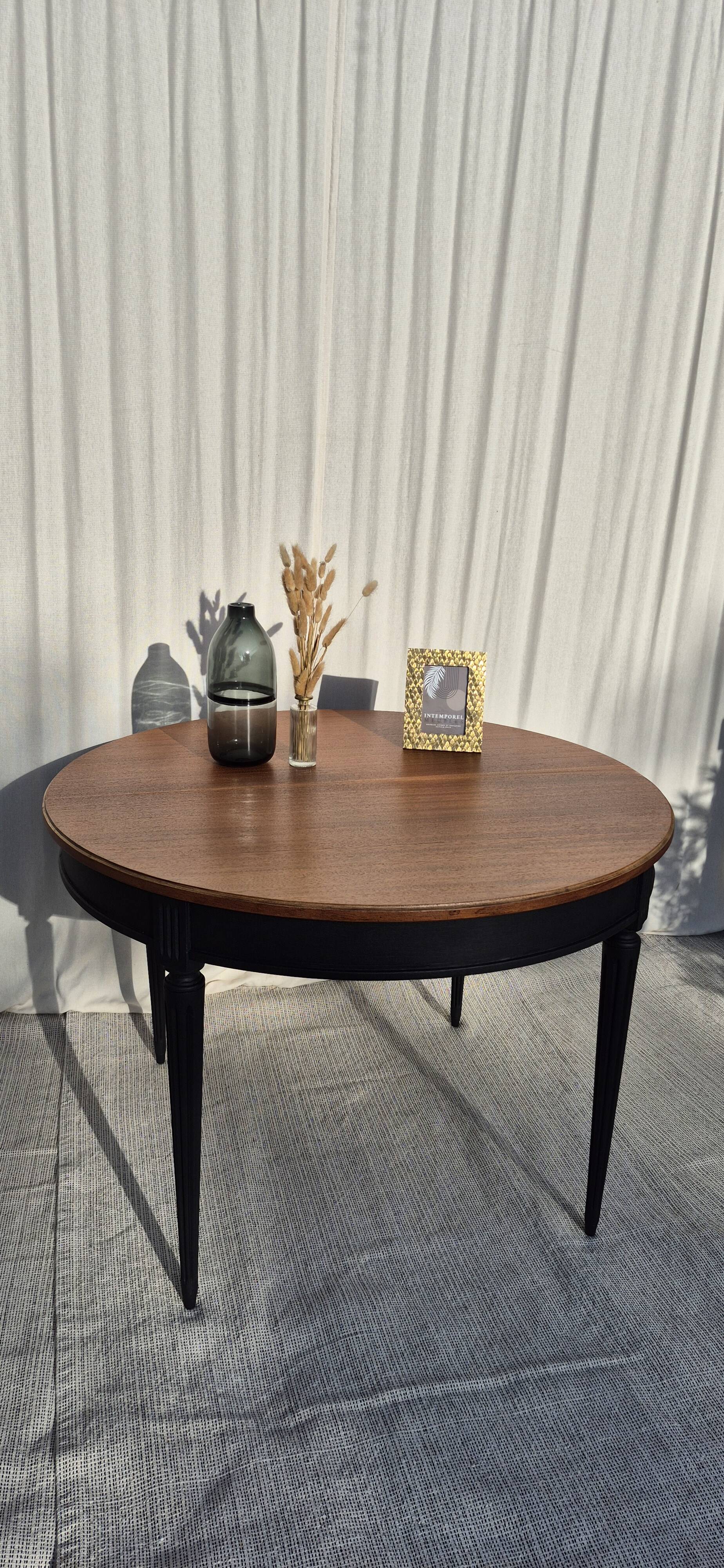Louis XVI dining table