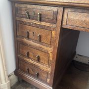 Bureau de ministre à caissons