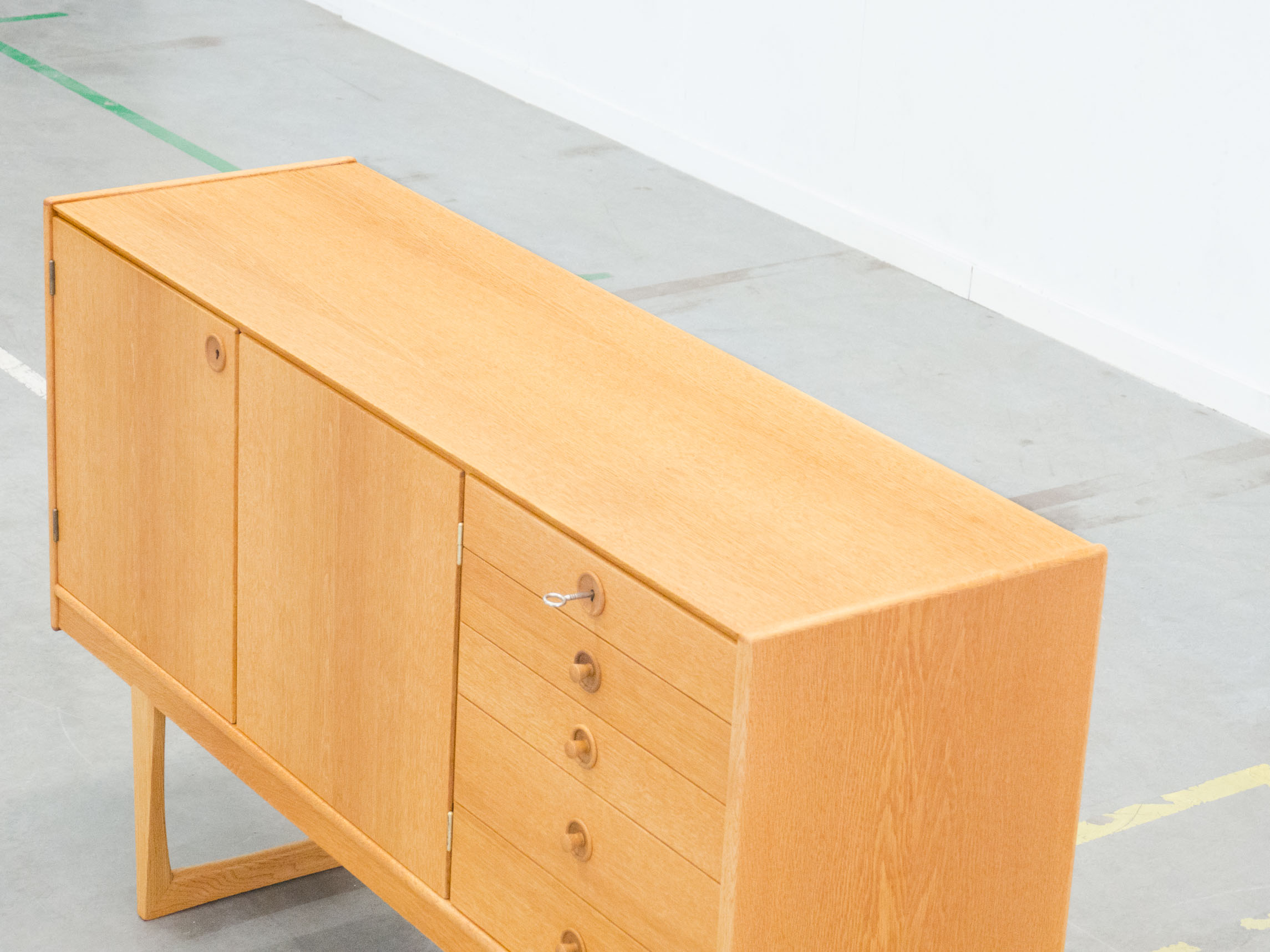 Oak buffet "Tokyo" - Yngvar Sandström for Nordiska Kompaniet