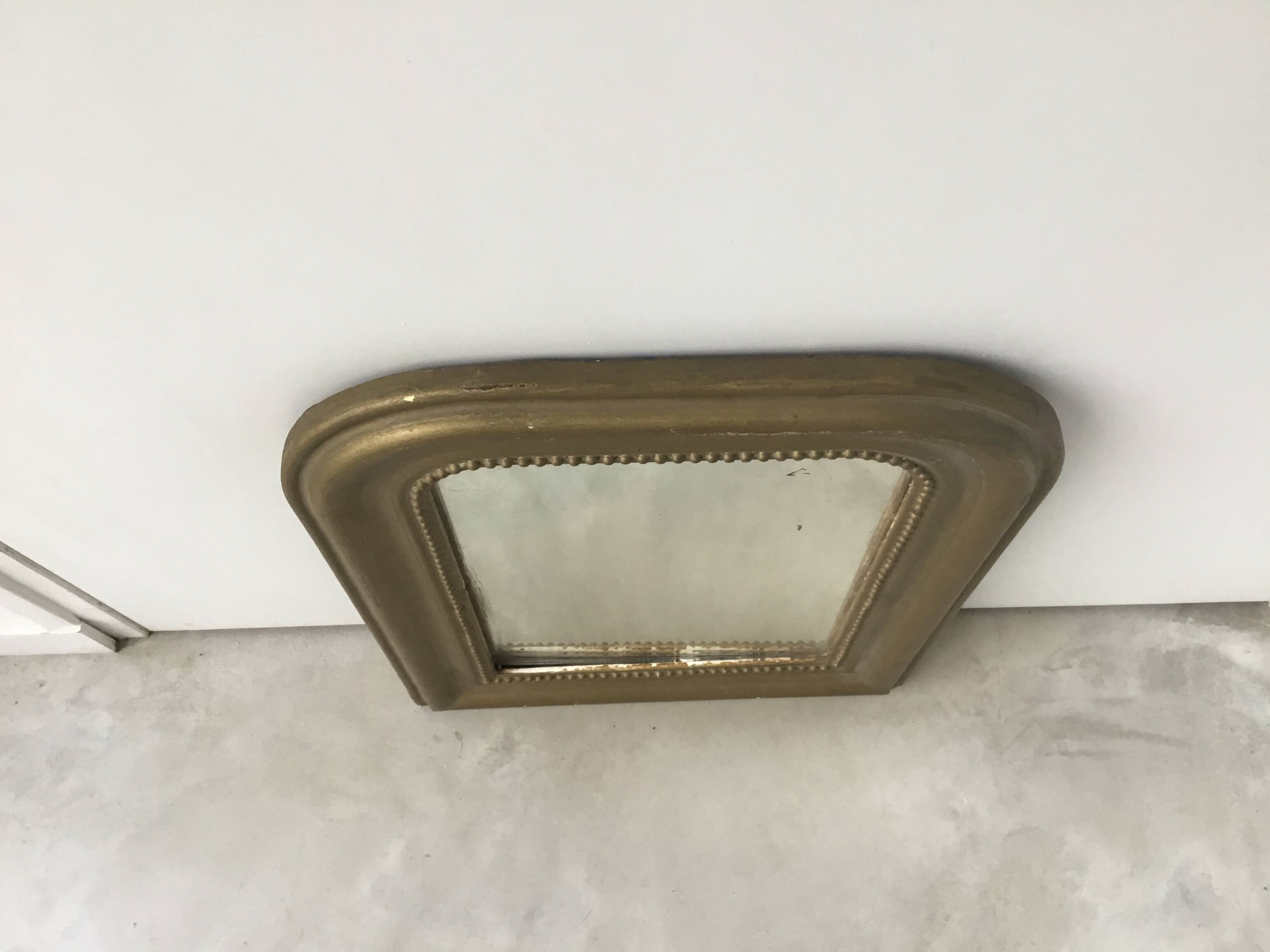 Miroir mural doré bois et stuc - début XXe