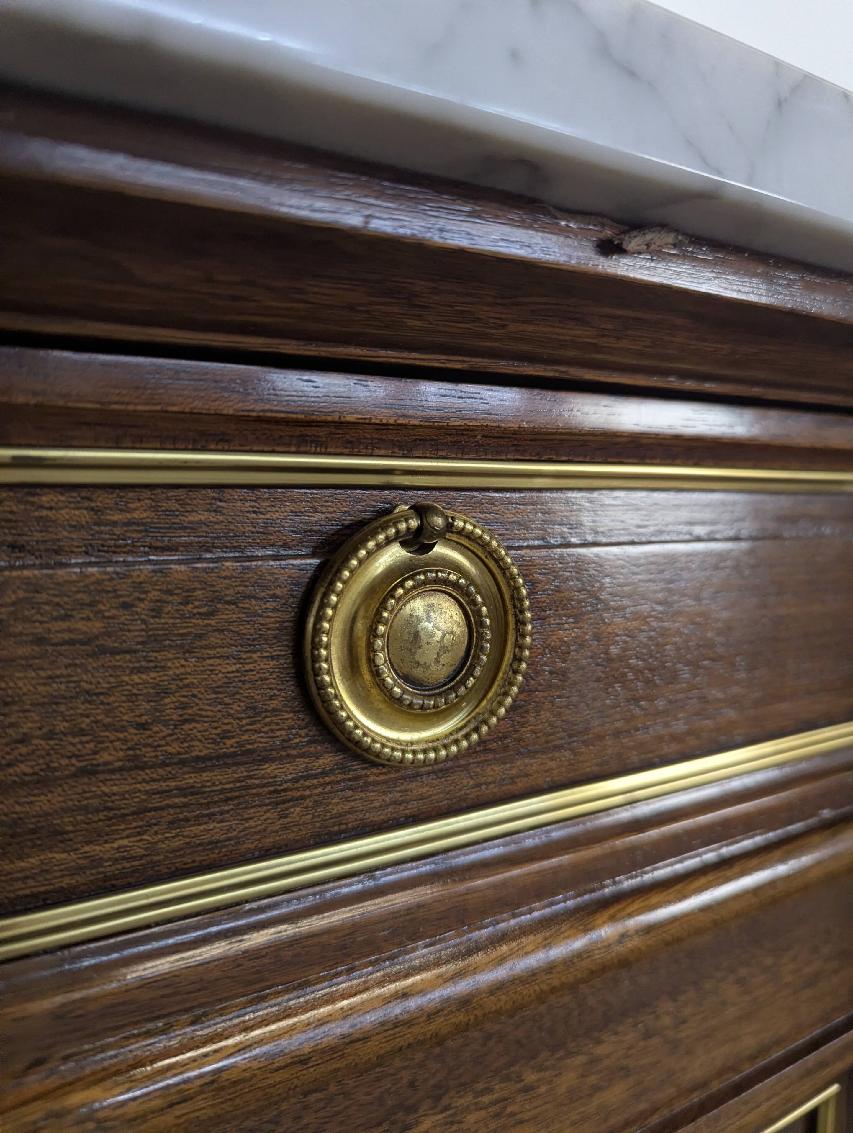 Enfilade de style Louis XVI en acajou
