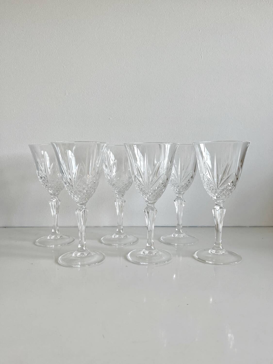 6 vintage Cristal d'Arques "Masquerade" wine glasses