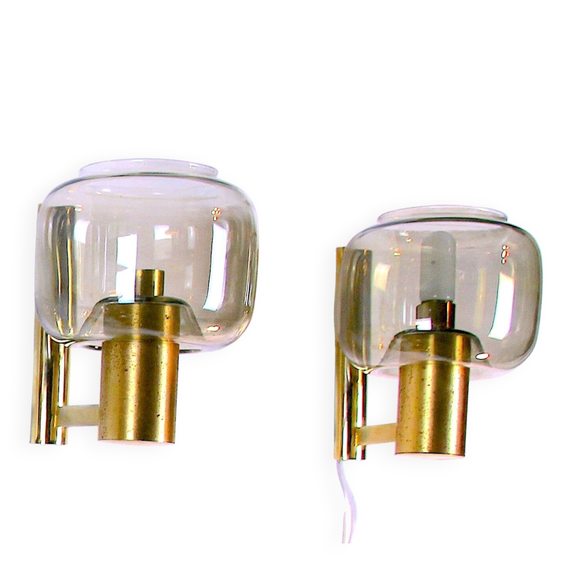 Paire Appliques Scandinaves Laiton verre fumés, dlg Hans-Agne Jakobssen