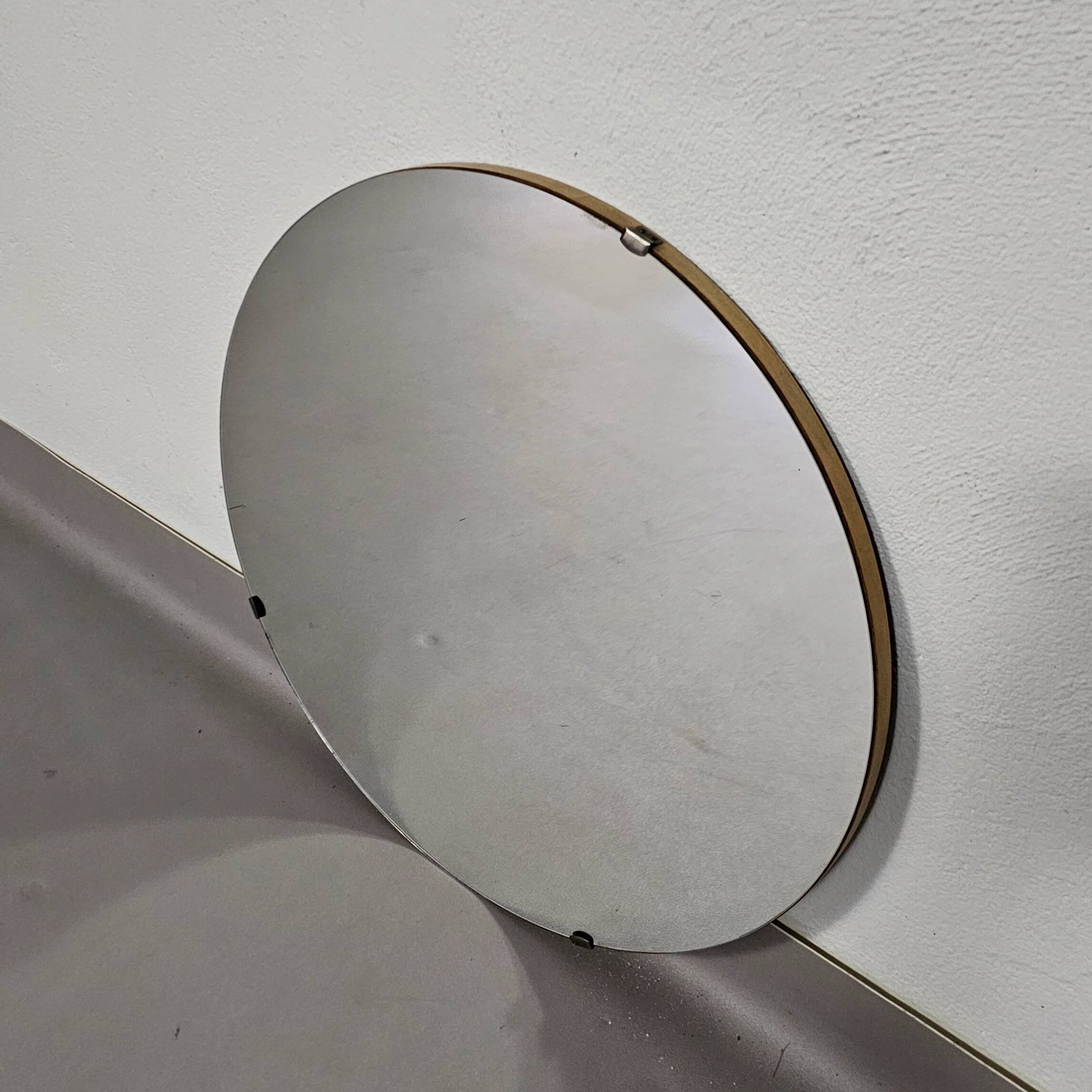 Miroir rond du milieu du siècle des années 1960