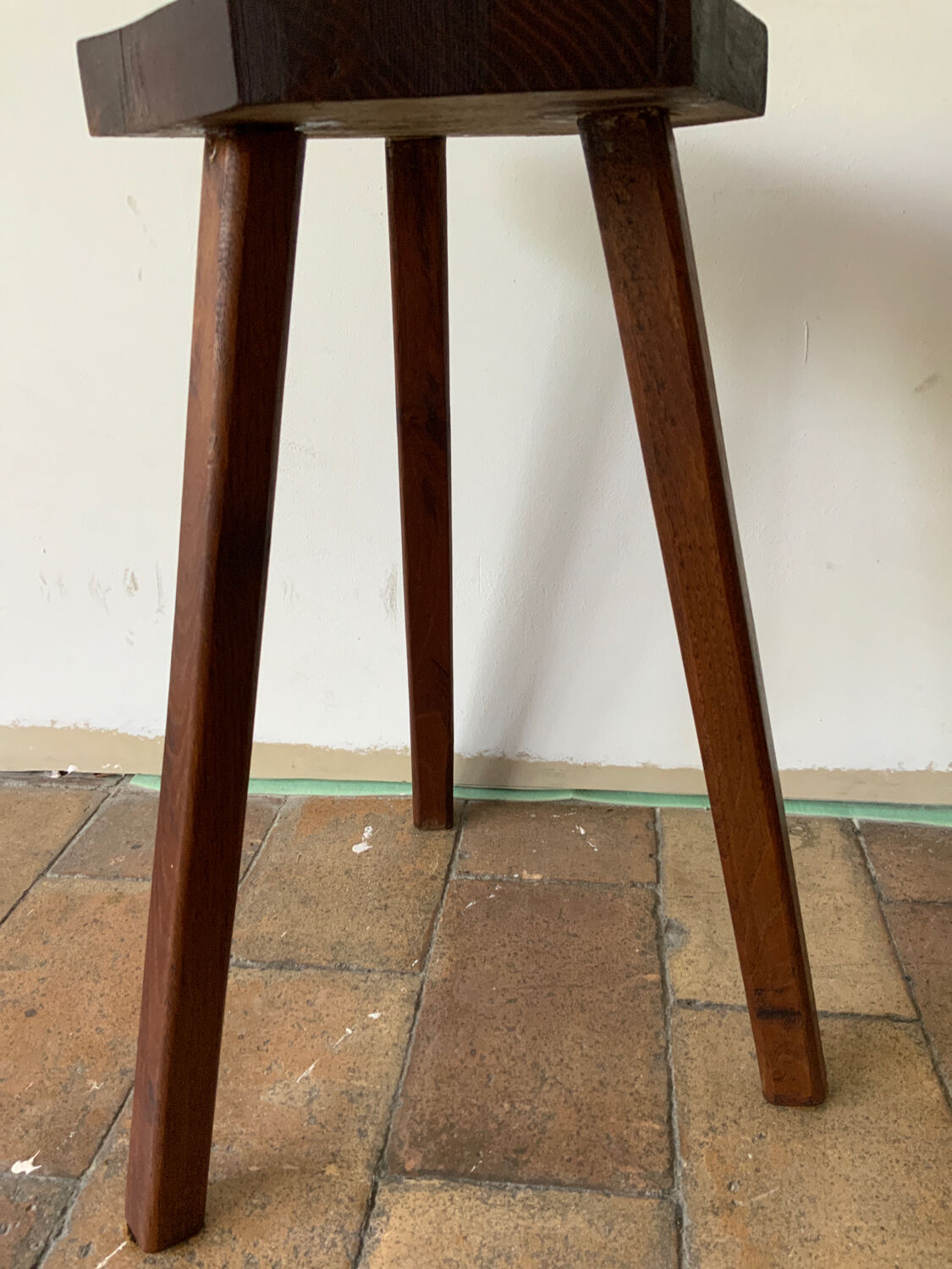 Vintage tripod stool