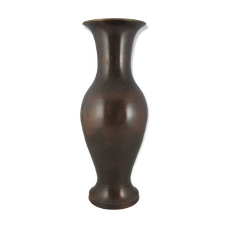 Vase en cuivre