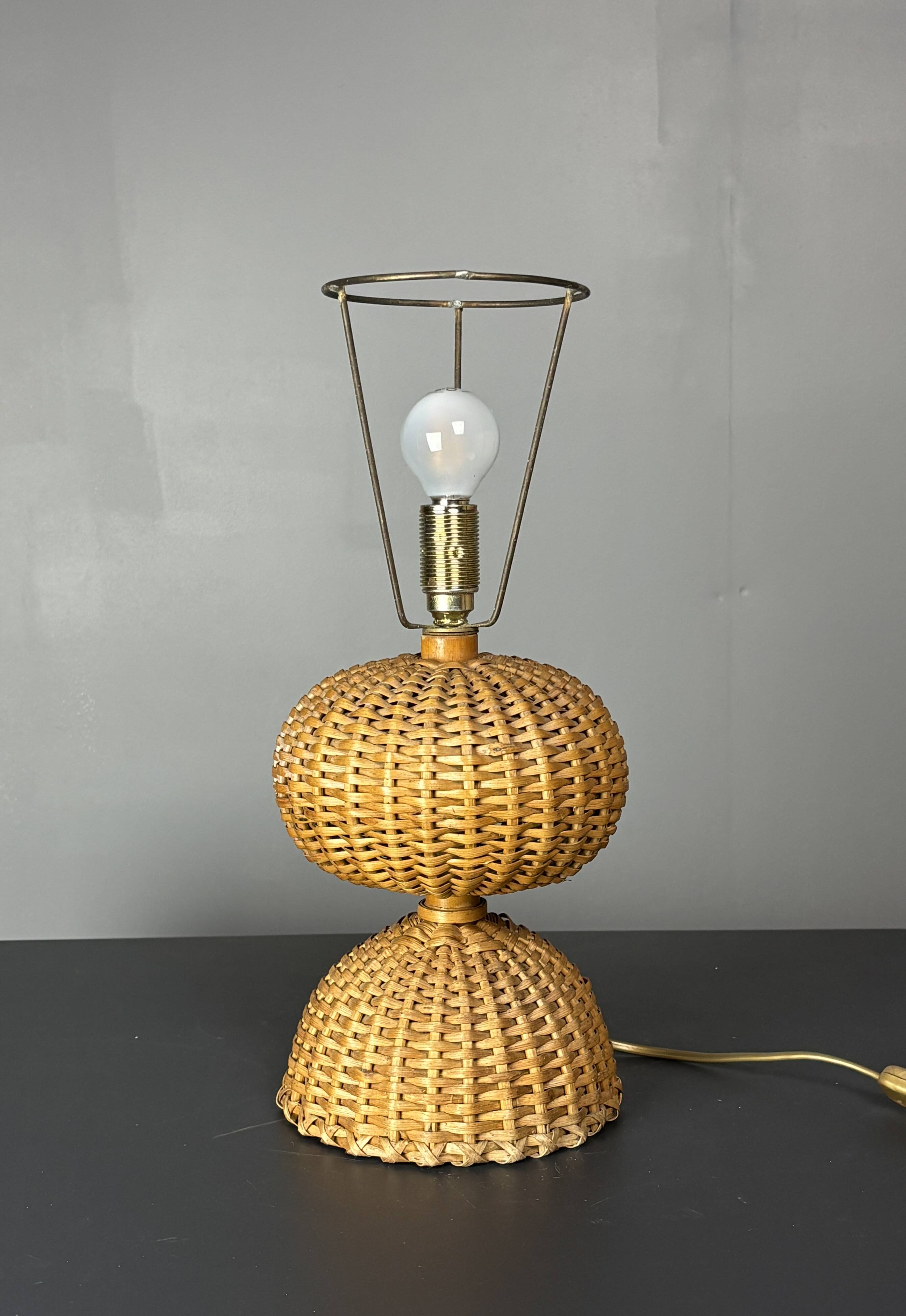 Midcentury rattan wicker mushroom table lamp, 1950s