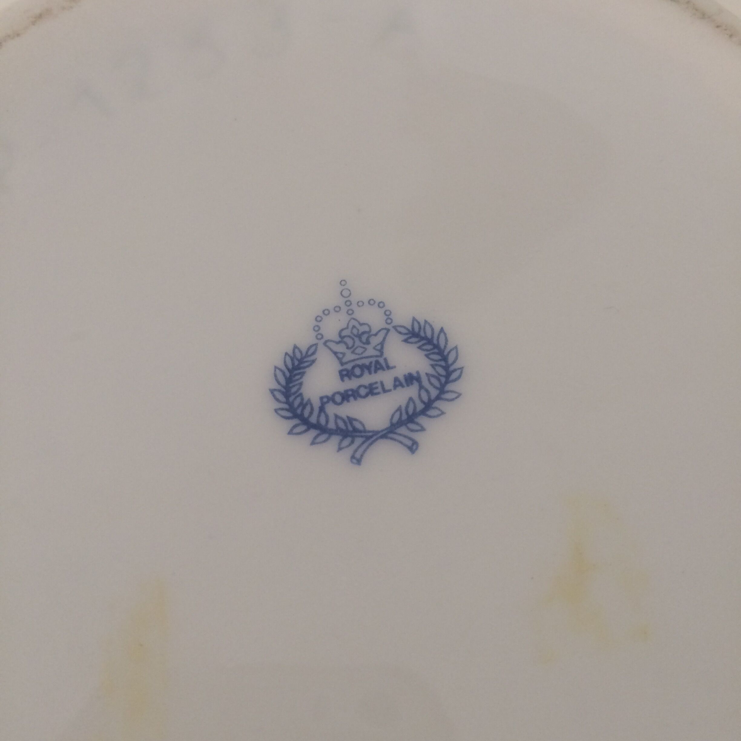 Vase 70s "Royal Porcelain", in ceramic gilded with fine gold