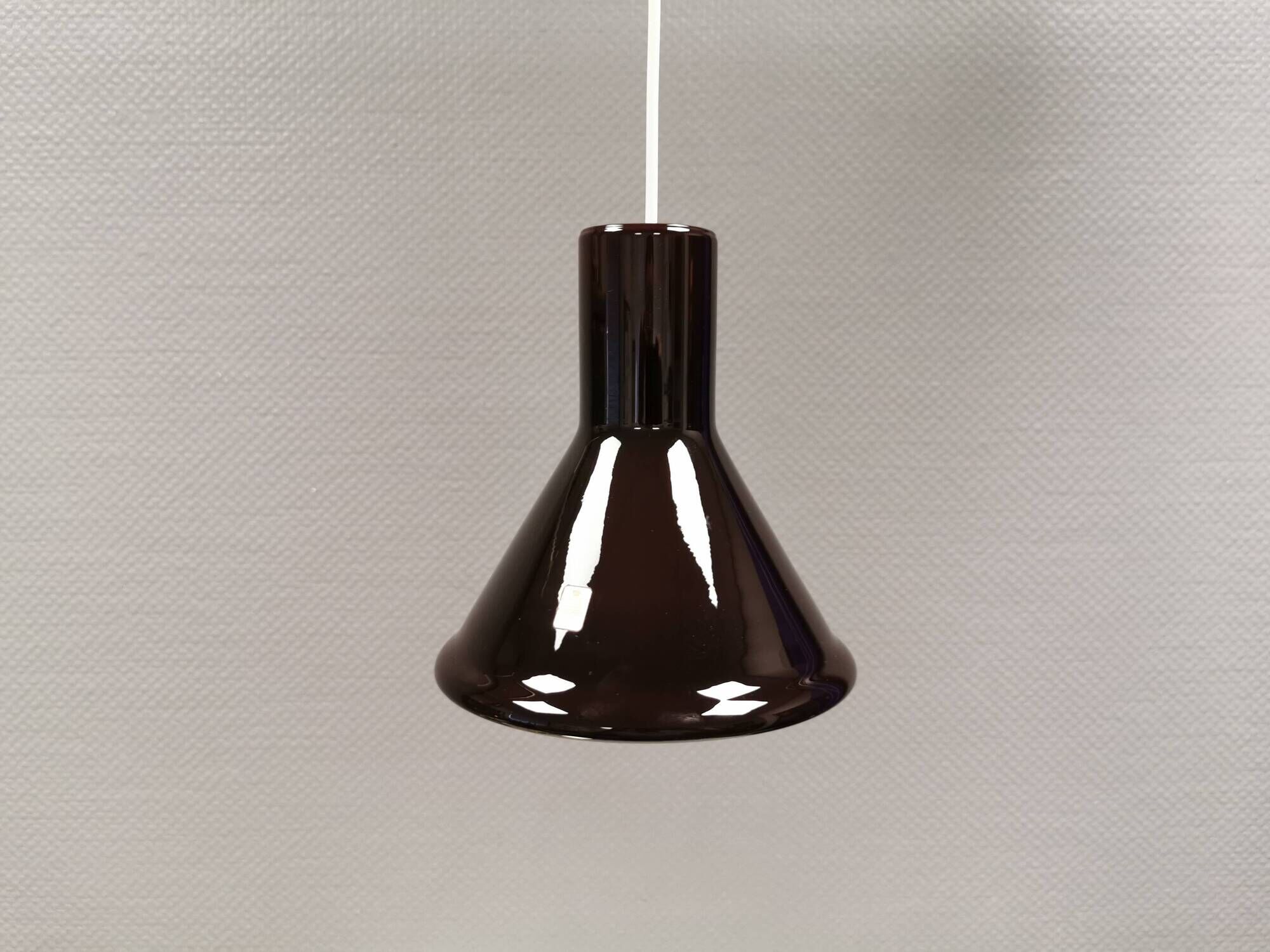 Holmegaard P&T pendant lamp with ‘aubergine’-coloured opal glass