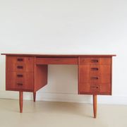 Bureau en teck massif danois vintage