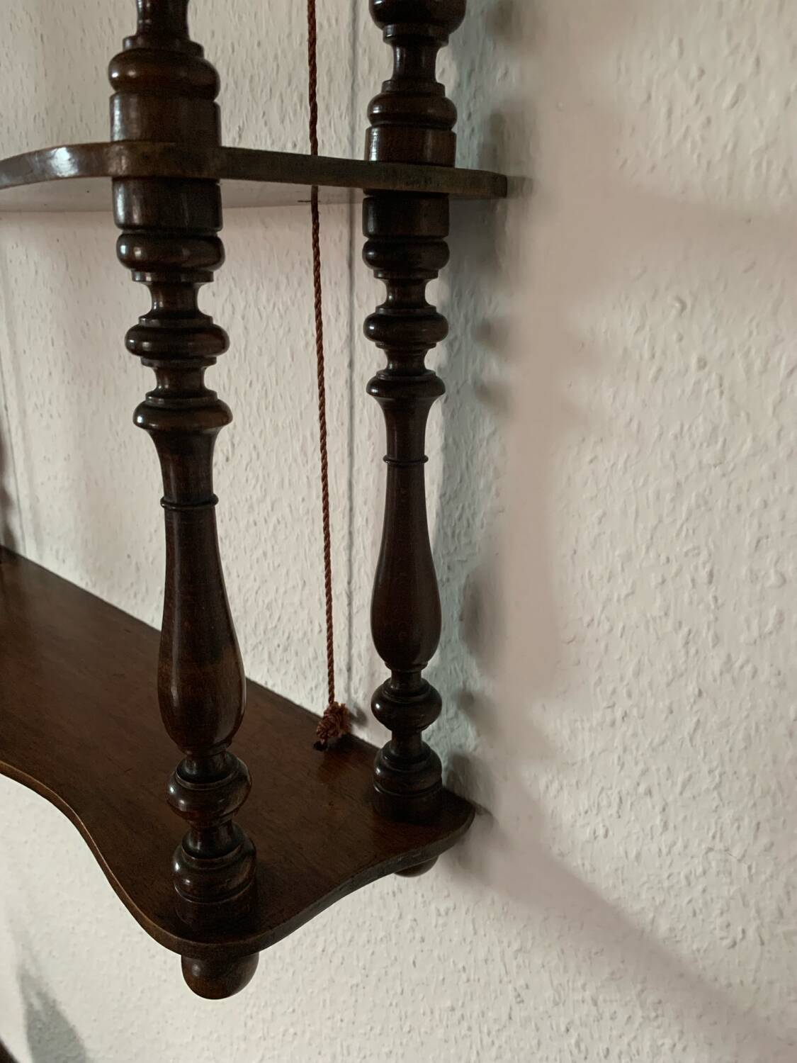 Étagère murale vintage bois tourné