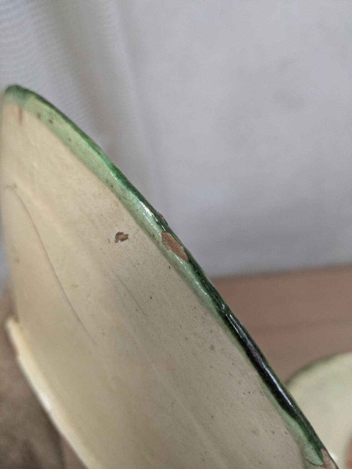 2 large Puigdemont dishes