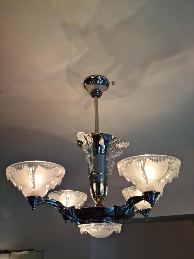 Ezan art deco chandelier with 4 arms of light