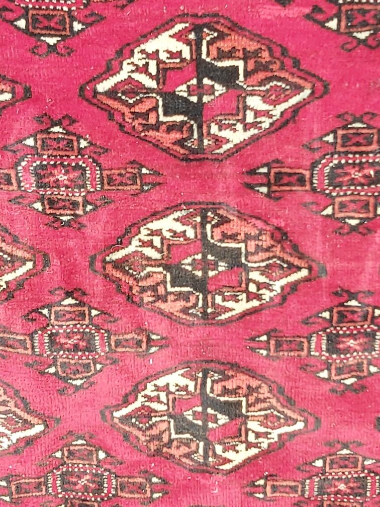 Handmade Persian wool rug 314cm x 239cm