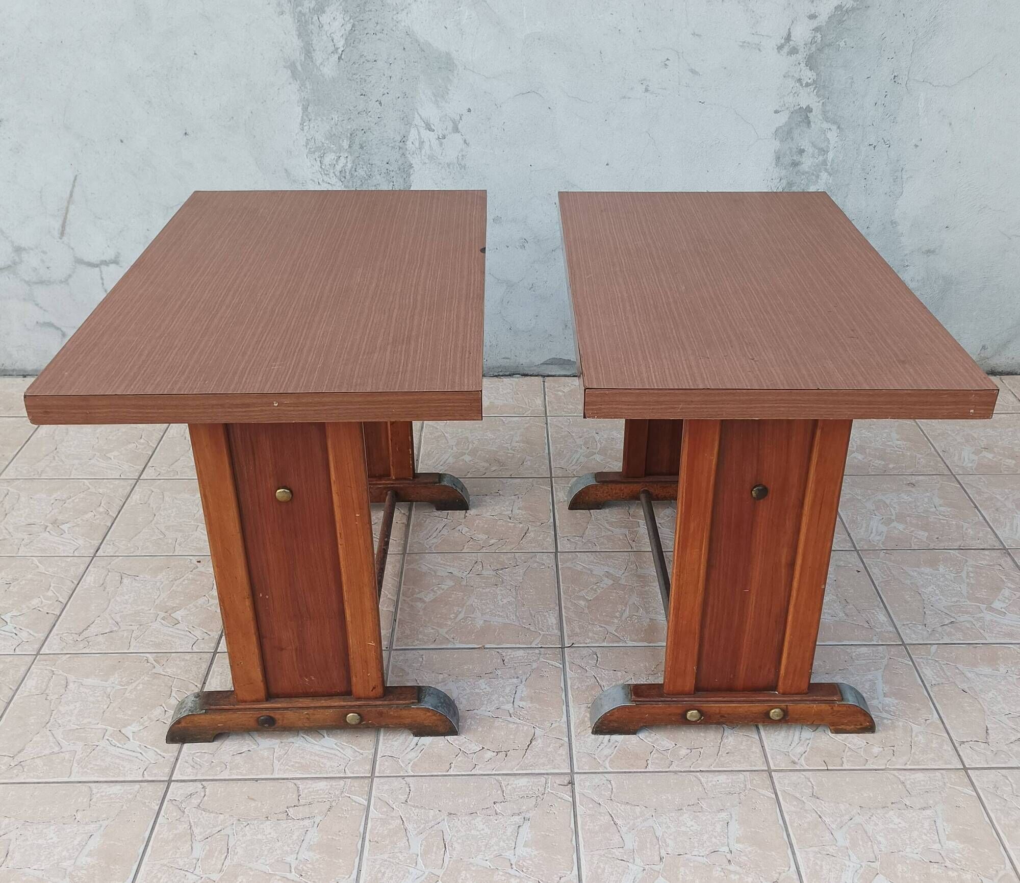 Paire de tables bistrot