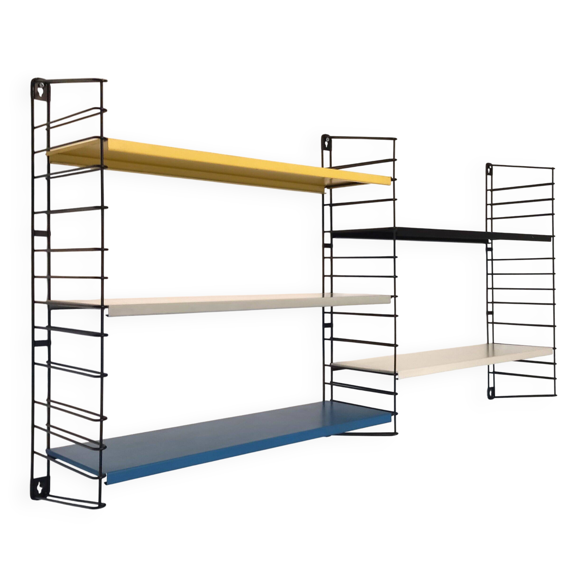 Tomado wall unit with metal shelves by Dekker – Tomado