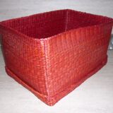 Boite en osier tressé rose-rouge