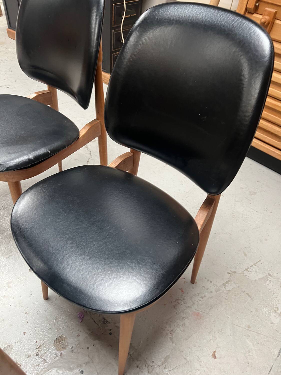 4 Baumann Pegasus model chairs