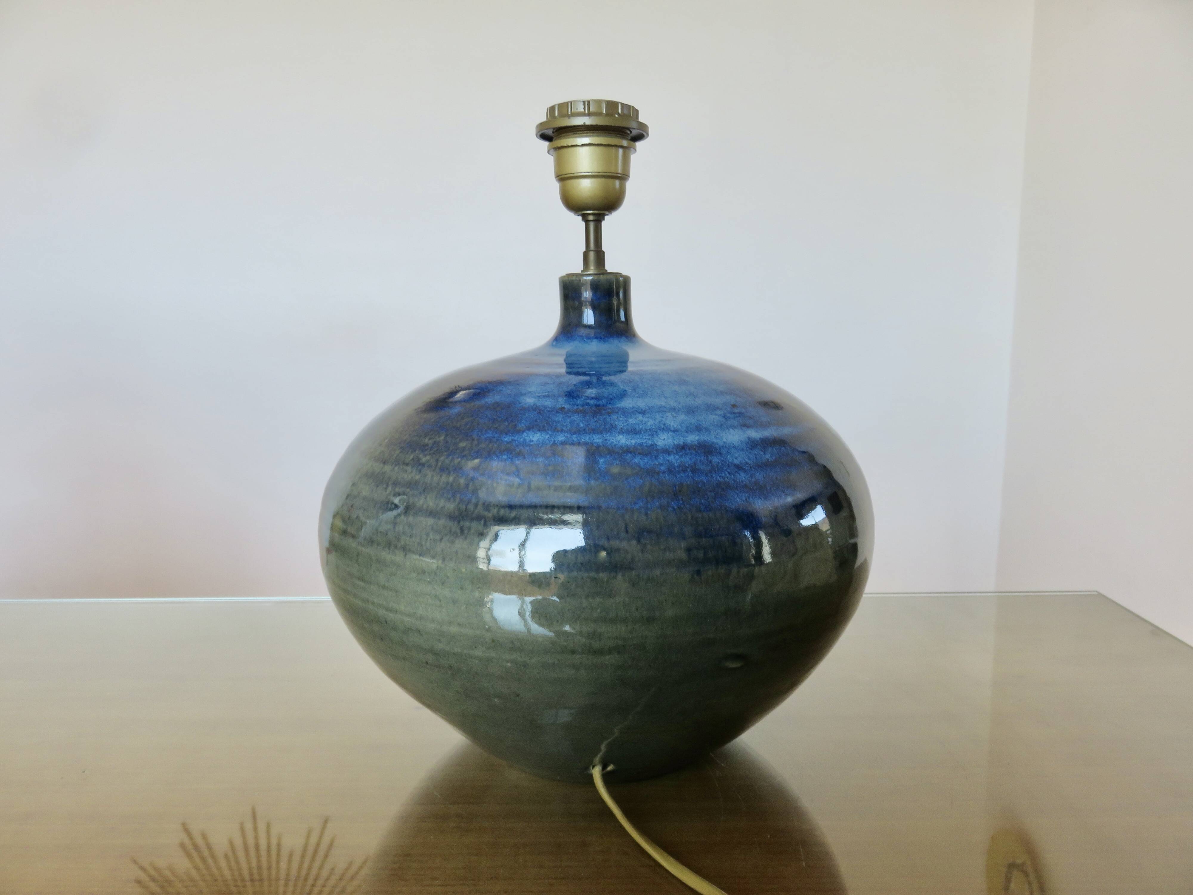 Impressive iridescent blue ceramic lamp with a gradient of green, circa 1960.