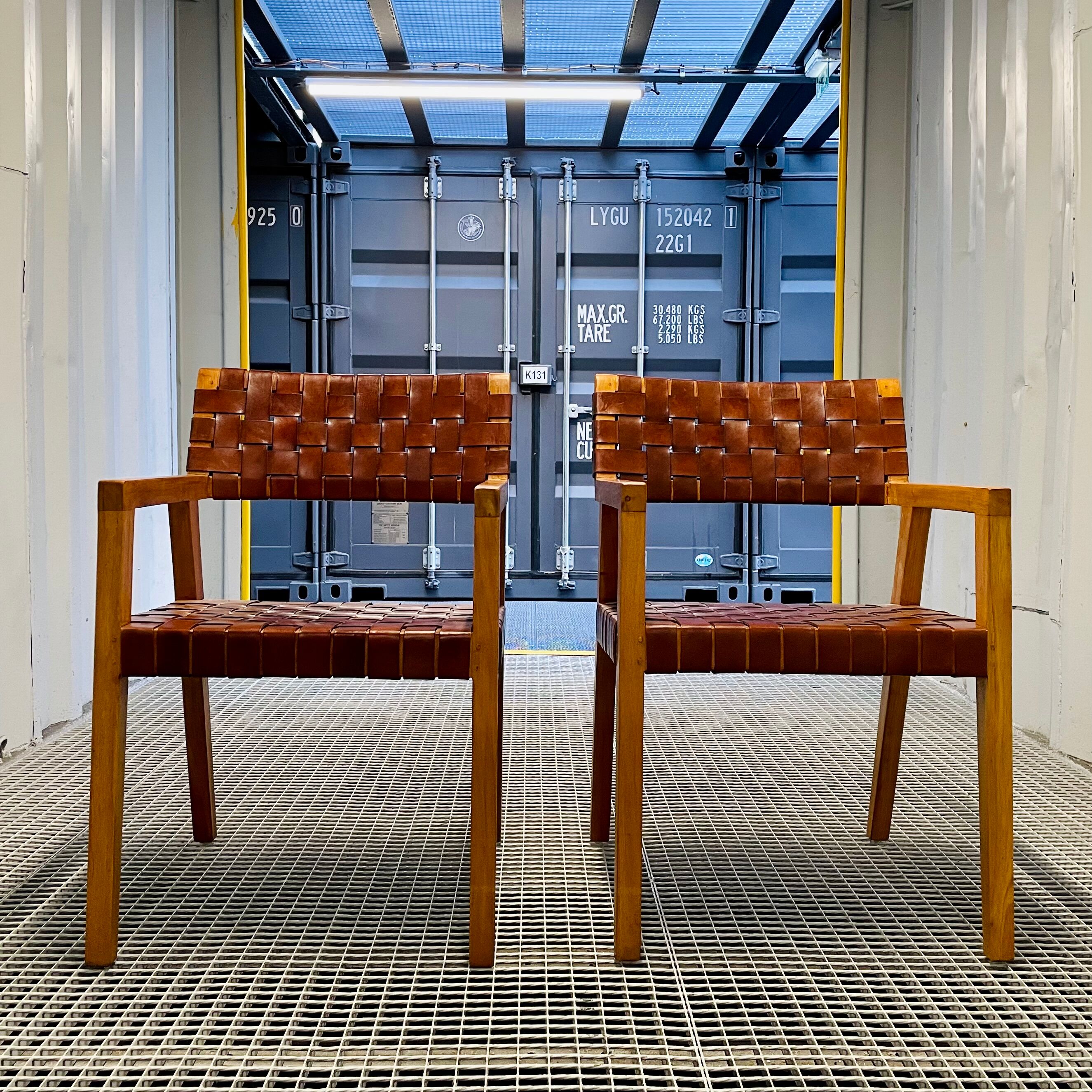 Olivier de Schrijver - Boss armchairs in leather straps - vintage