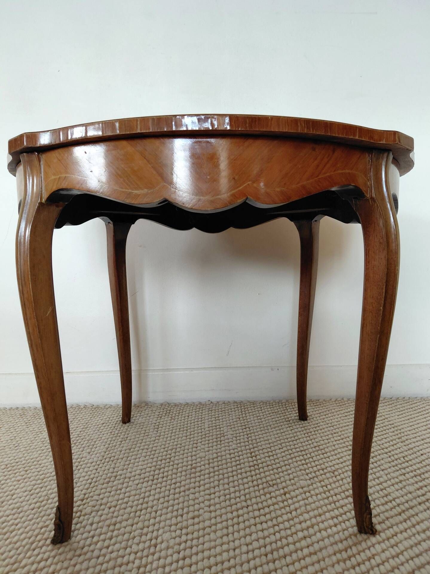 Flying table in Louis XV style with floral marquetry and bronze fittings.