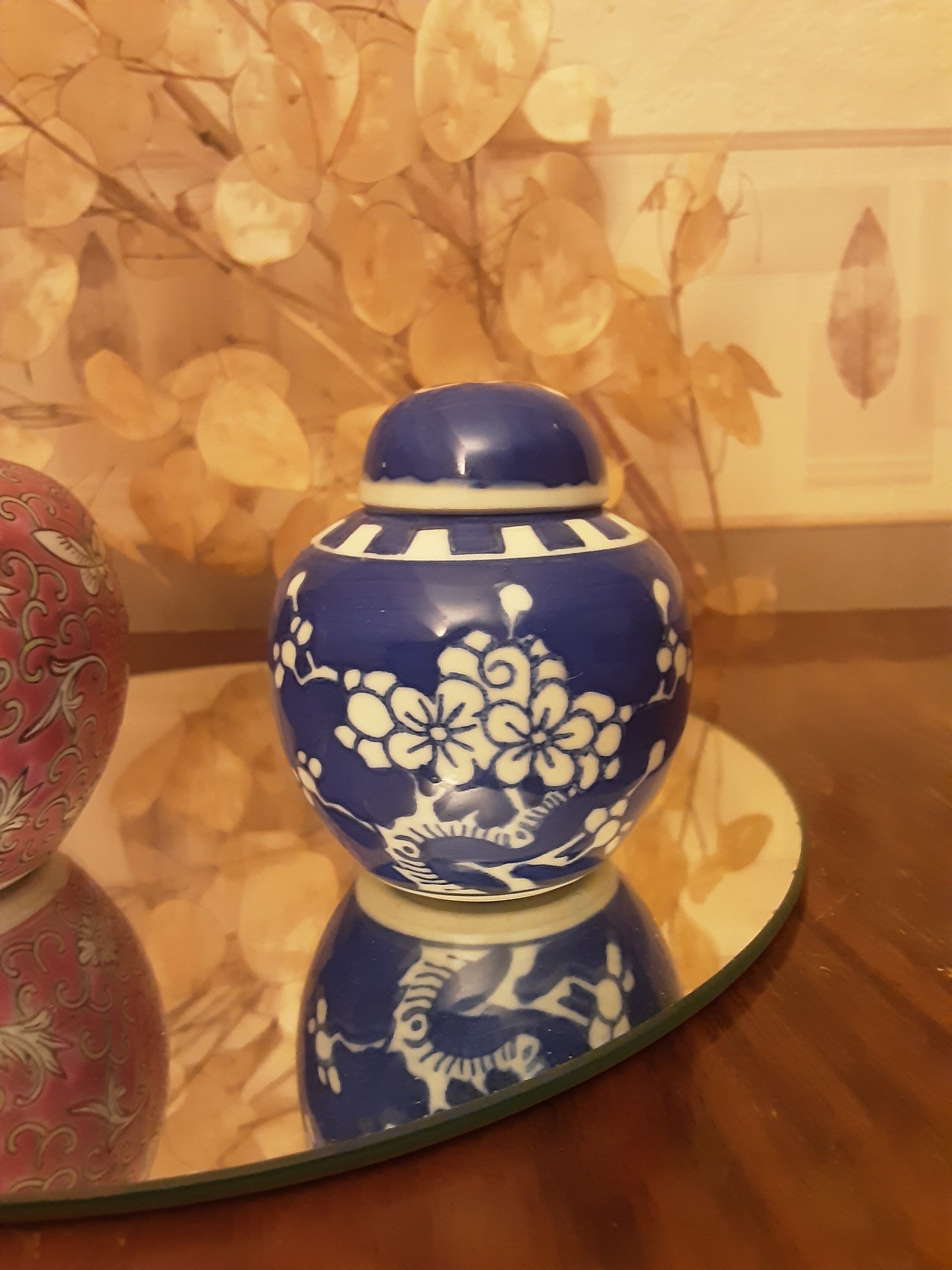 Set 2 vintage porcelain boxes