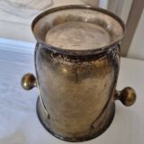 Magnificent and exclusive vintage Art Deco bronze champagne/wine bucket