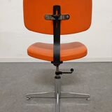 Swivel office chair from the 60s/70s