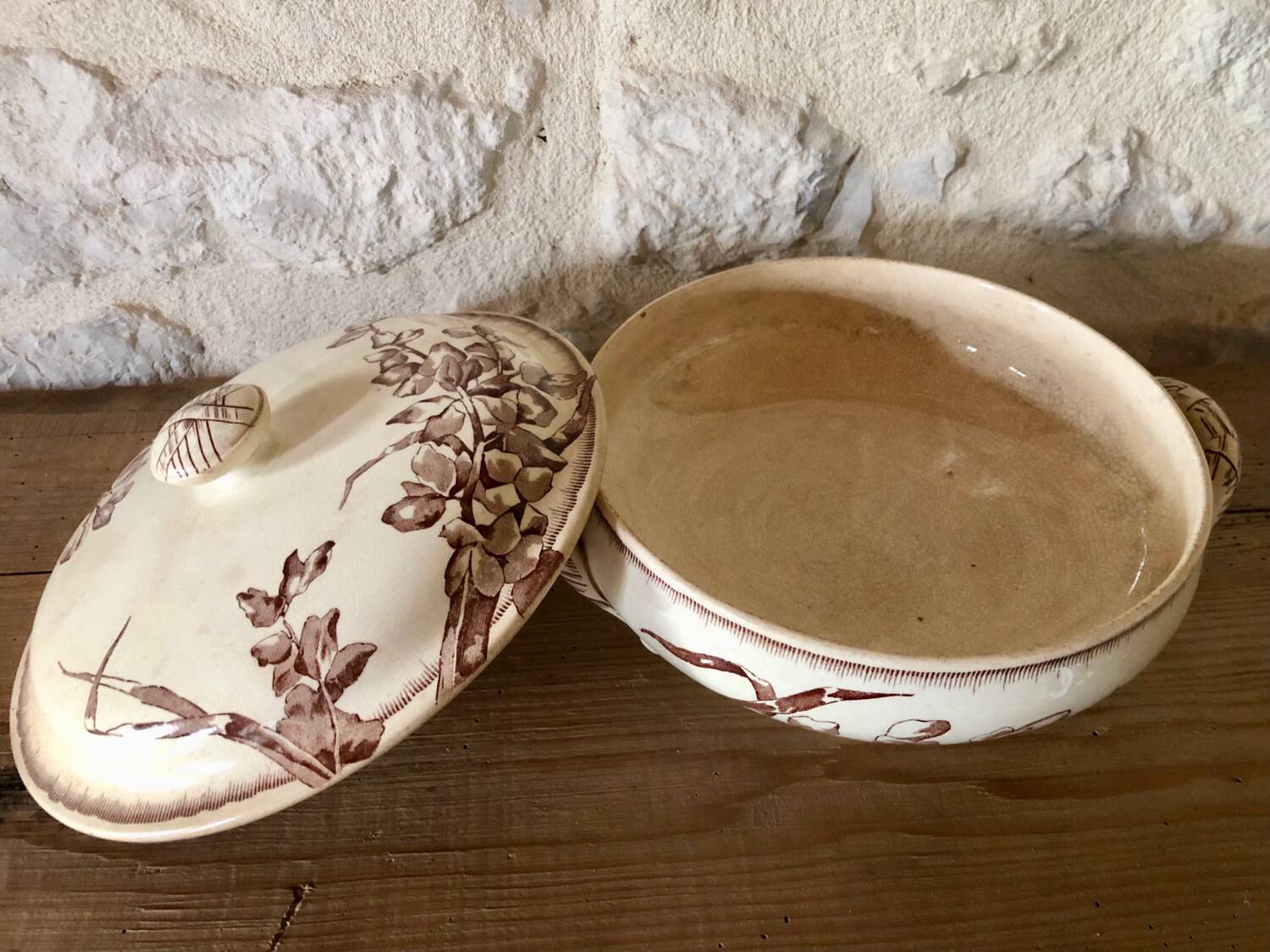 Tureen, fruit basket in ironstone by Jules Vieillard, Bordeaux