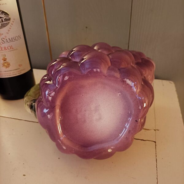 Carafe raisin barbotine