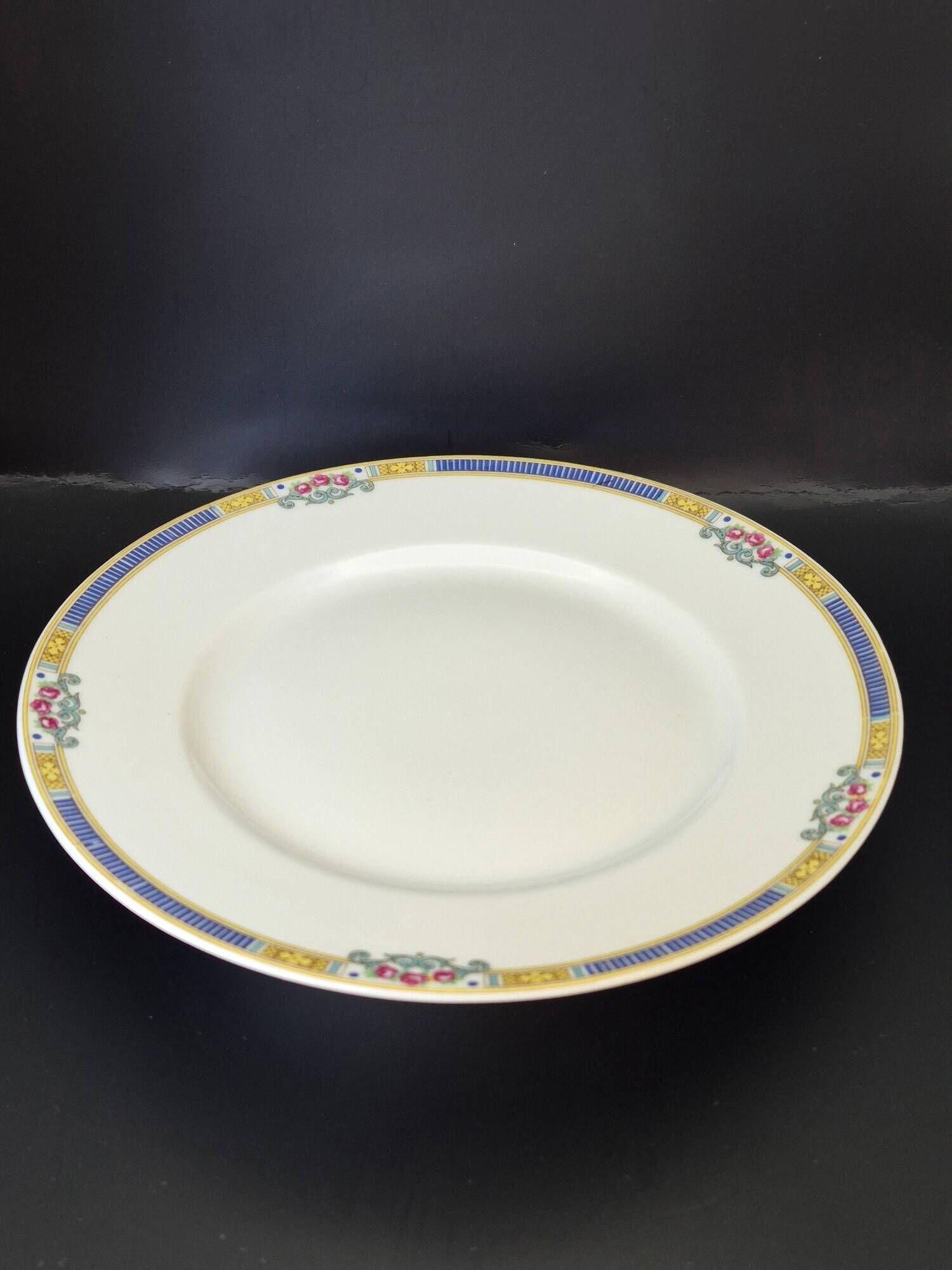 Presentation plate on pedestal Bernardaud Limoges – Art Deco – A711