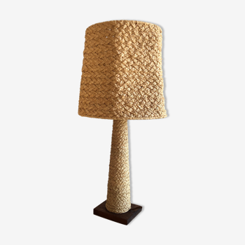 Woven rope lamp