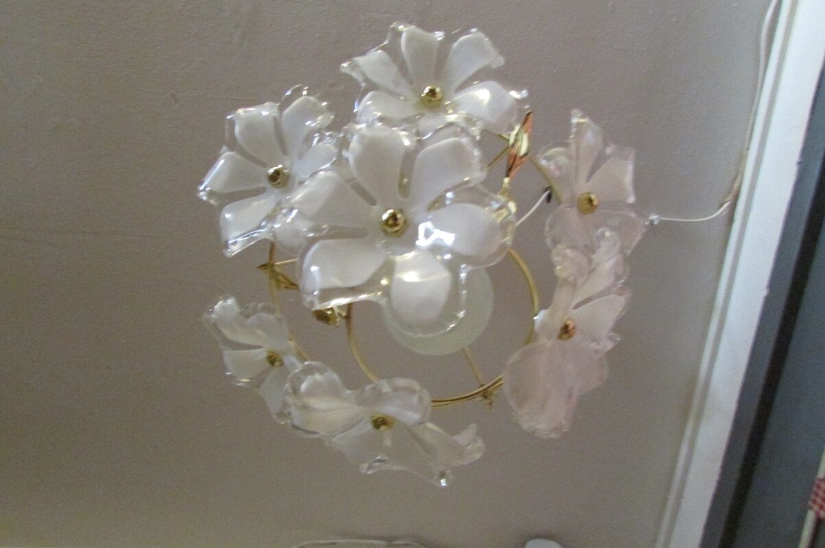 Chandeliee flowery