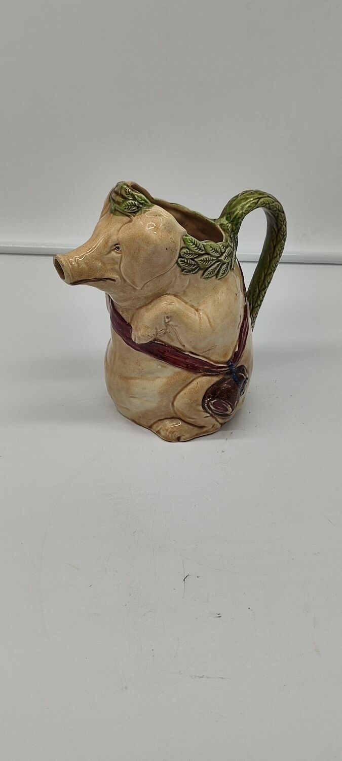 Onnaing slushie pig pitcher
