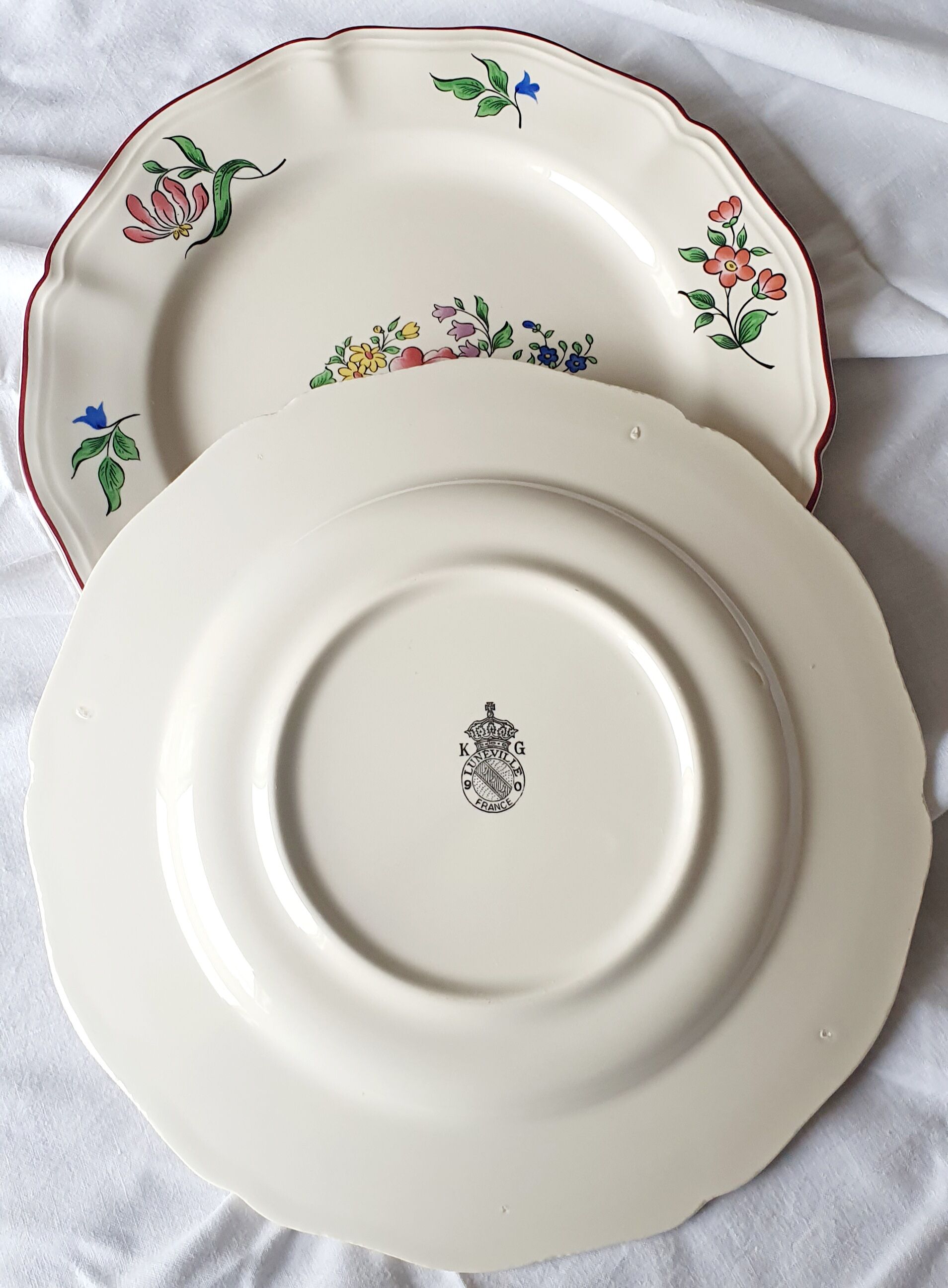 Ensemble de deux assiettes à dessert Lunéville décor Réverbère