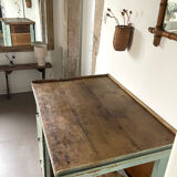 Mint-colored workshop furniture