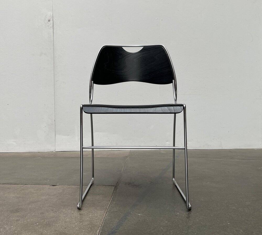 Set of minimalist postmodern stackable chairs, 1980s.