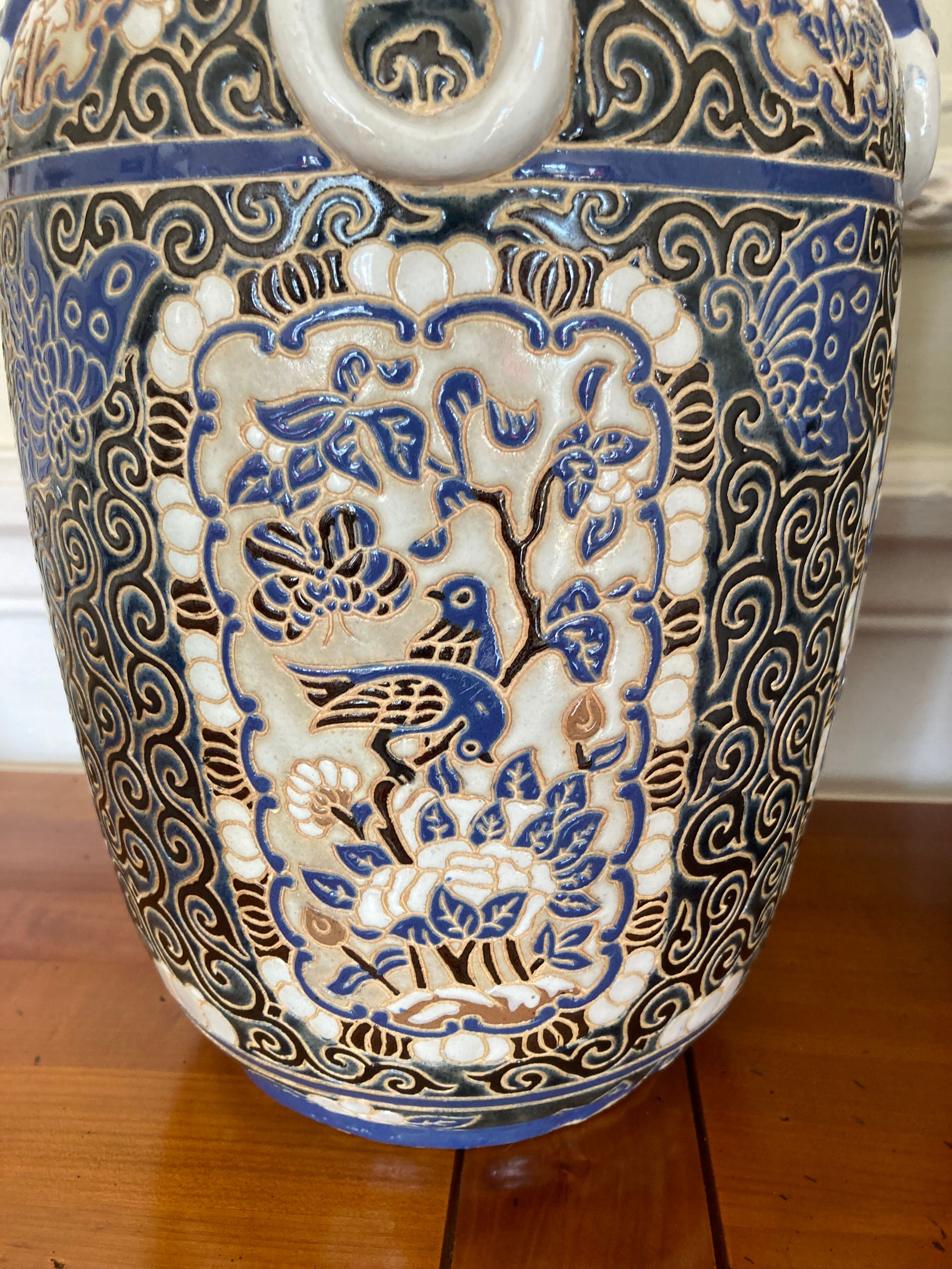 Pair of  chinese vases