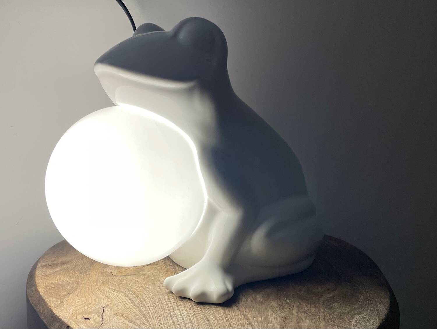 Vintage 80's frog lamp
