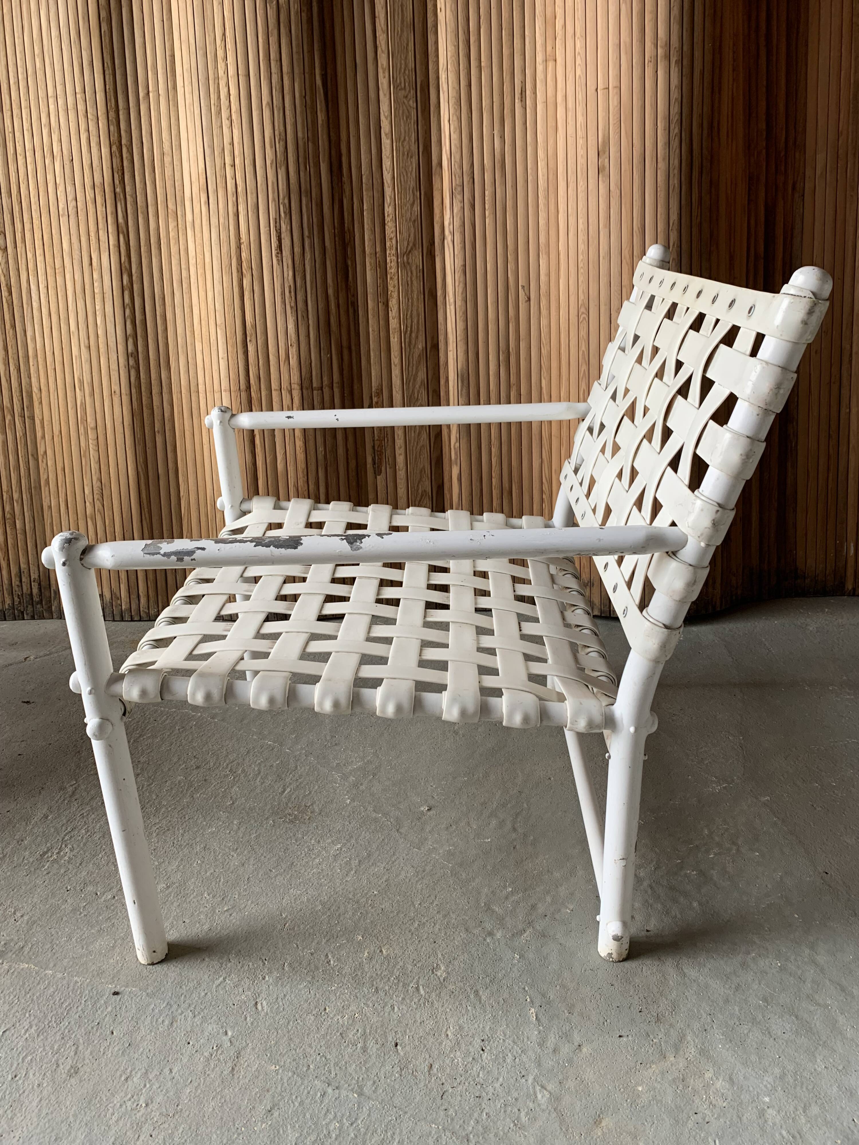4 white Lounge Chairs Triconfort - Aluminium and plastic - 1980's