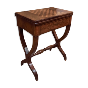 table à jeu du dix-neuvieme