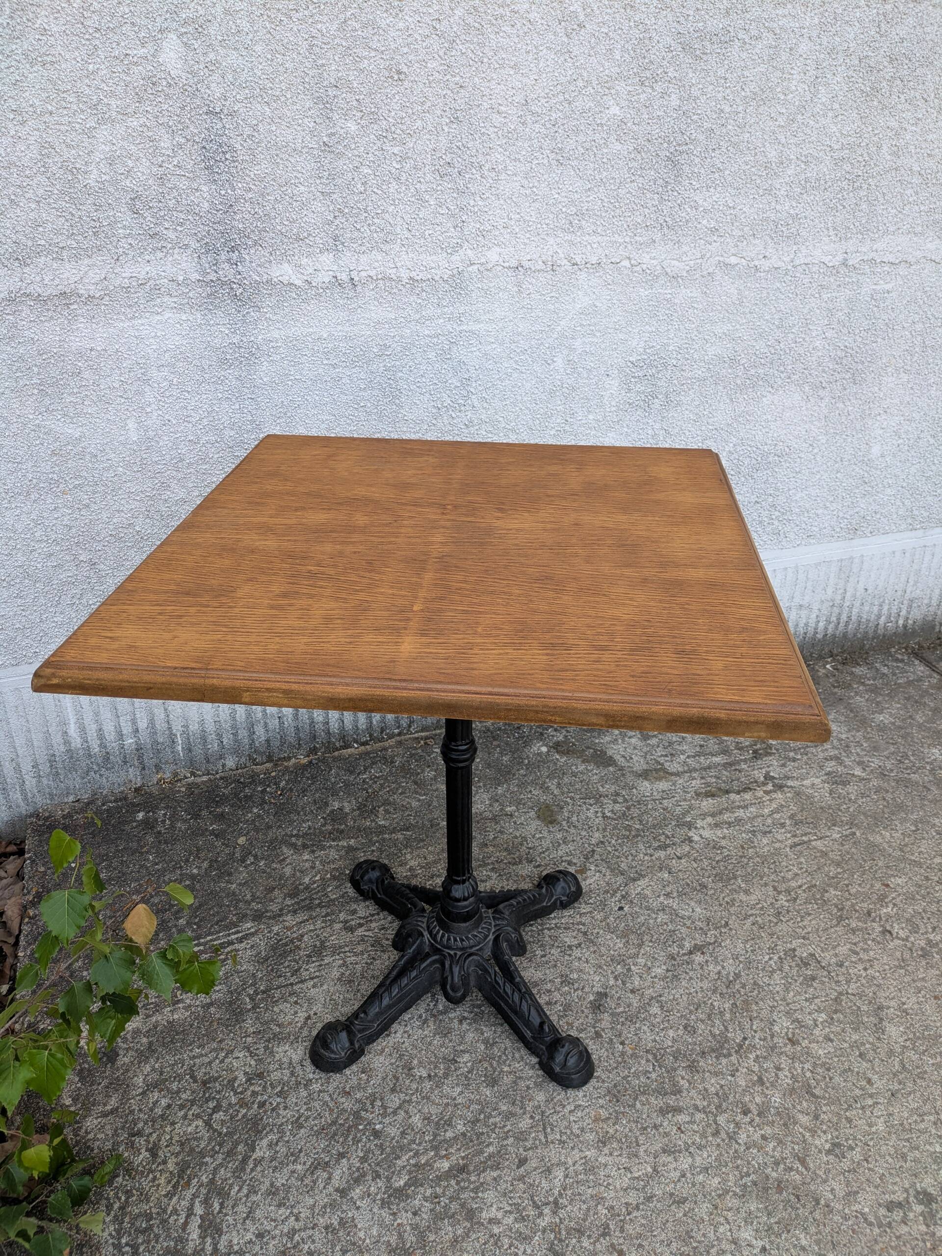 Bistro table