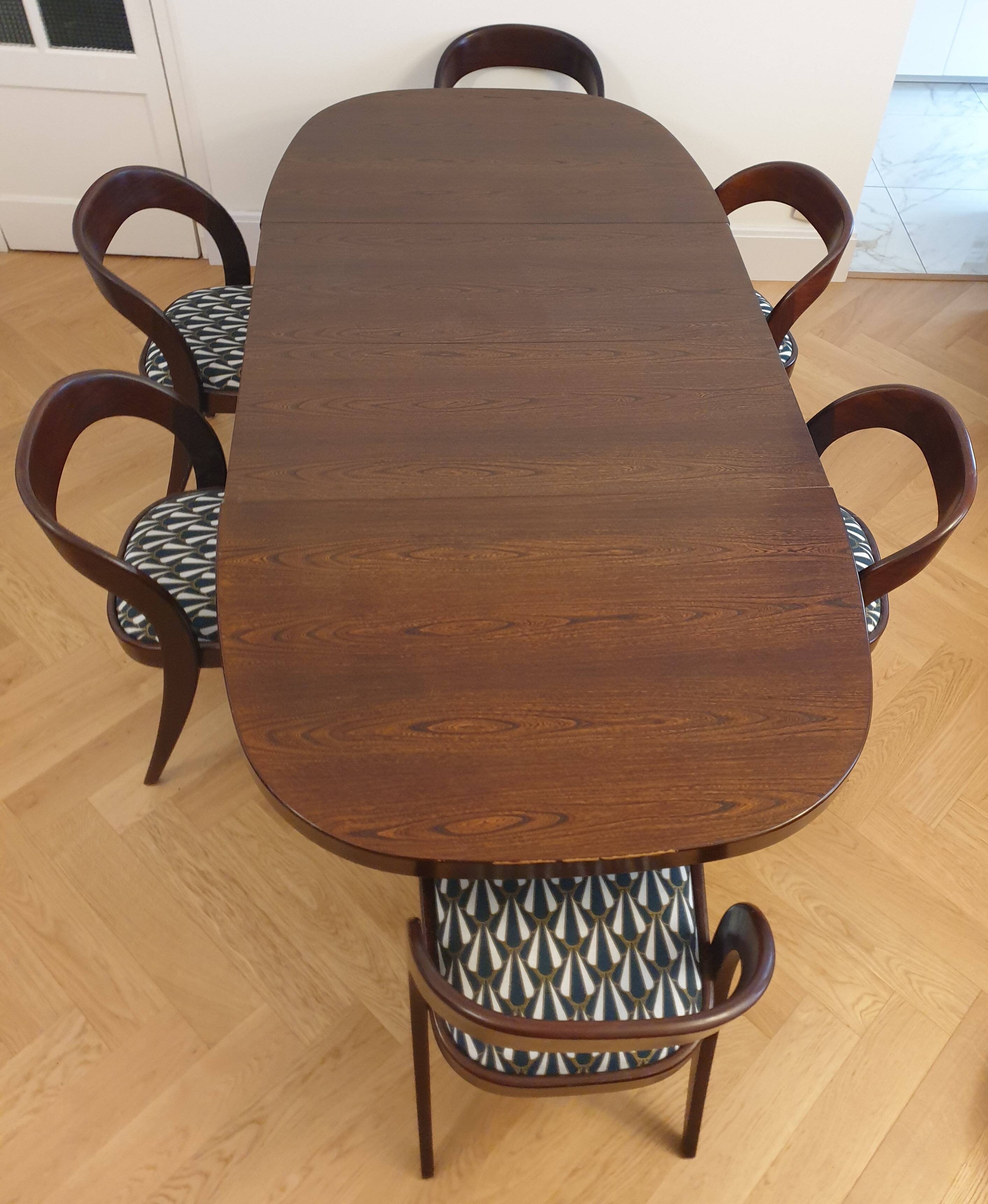 Table & 6 Baumann chairs model "gondole"