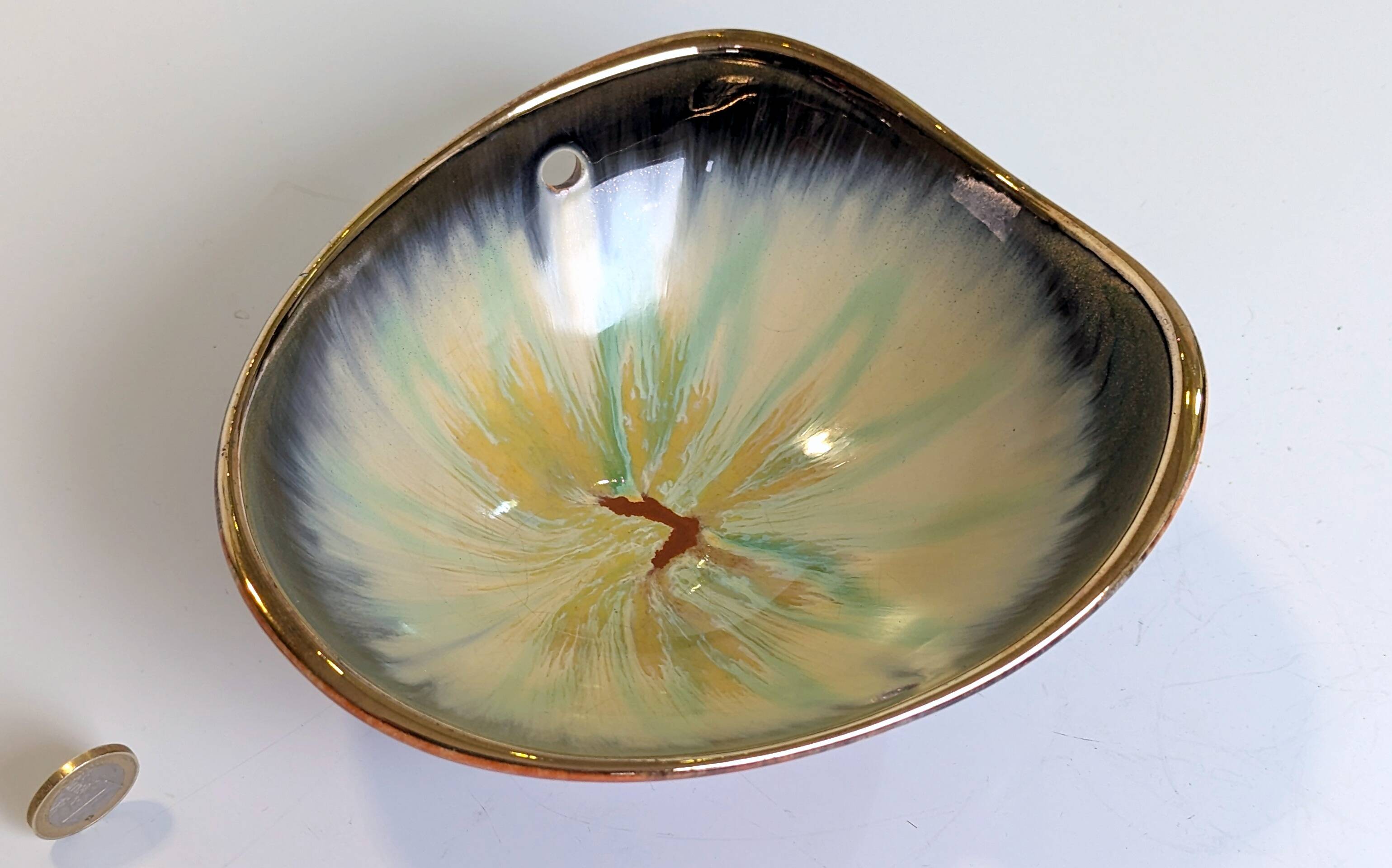 German glazed ceramic bowl db Höhr for Dümler & Breiden.