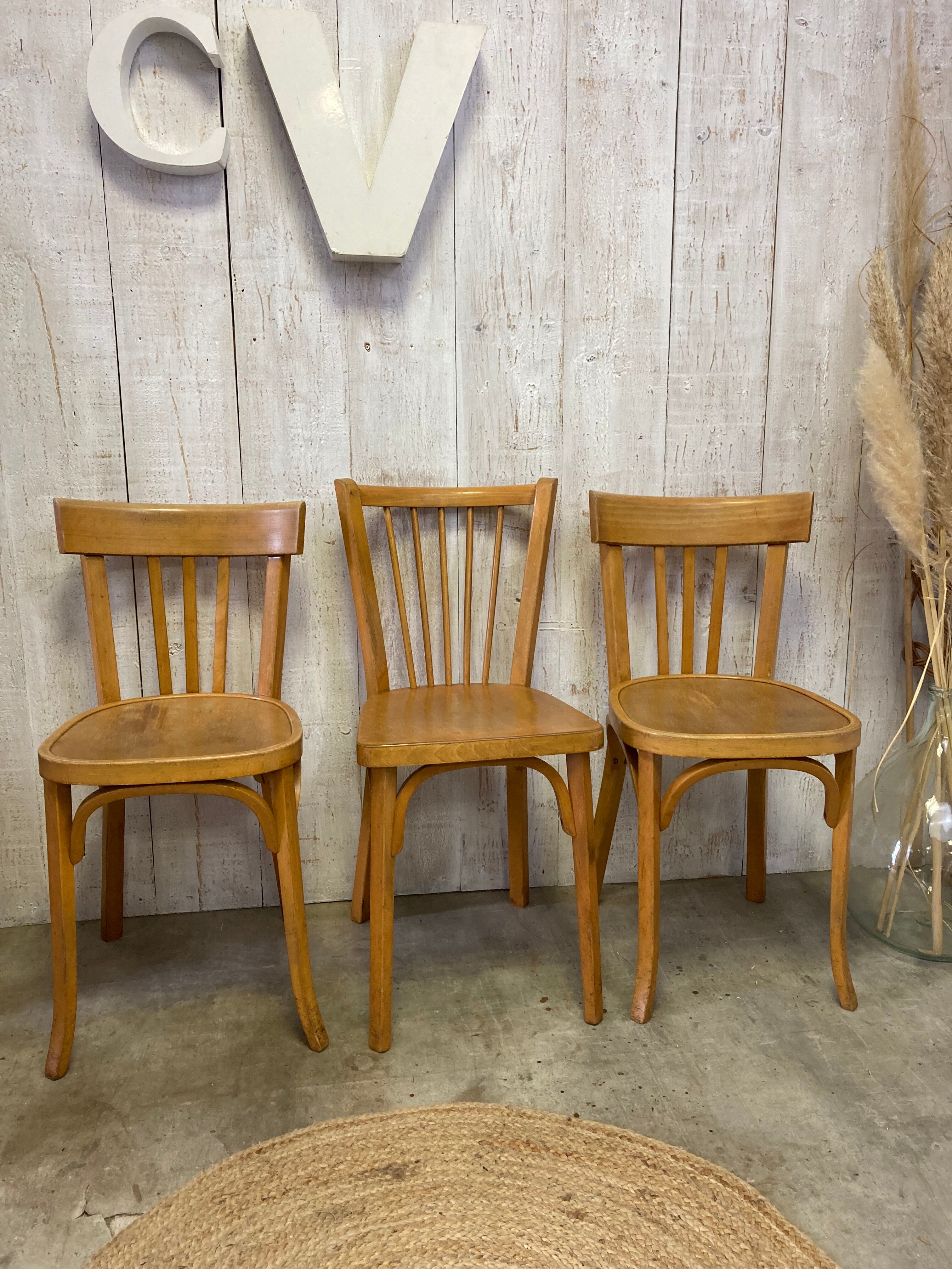 3 chaises Baumann dépareillées