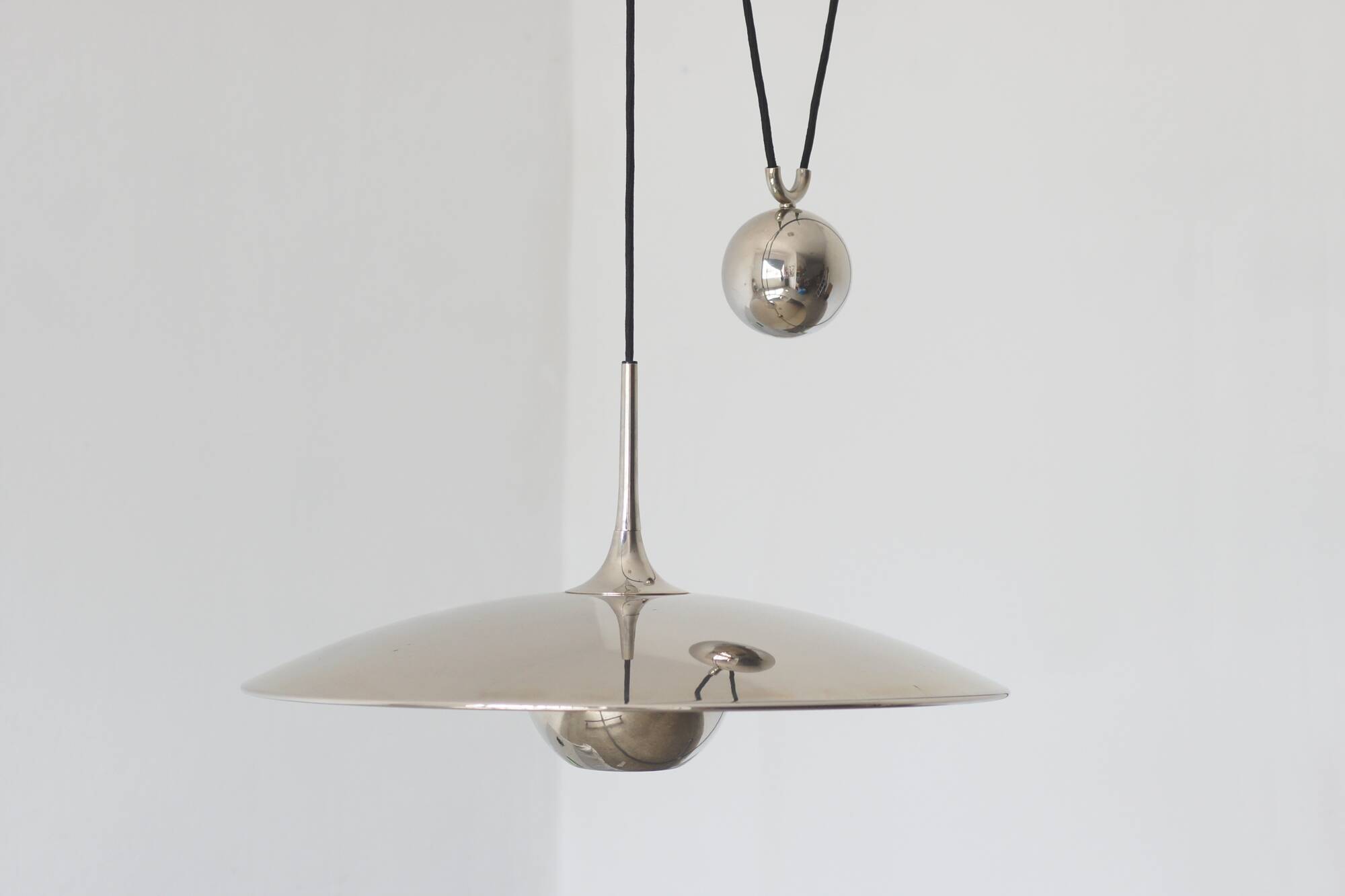 Silver Model Onos 55 Counterbalance Pendant Lamp by Florian Schulz