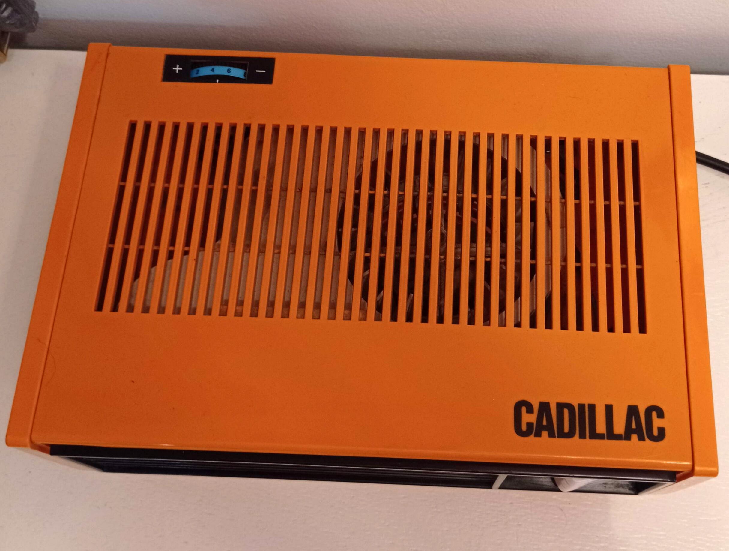 Ventilateur vintage cadillac orange