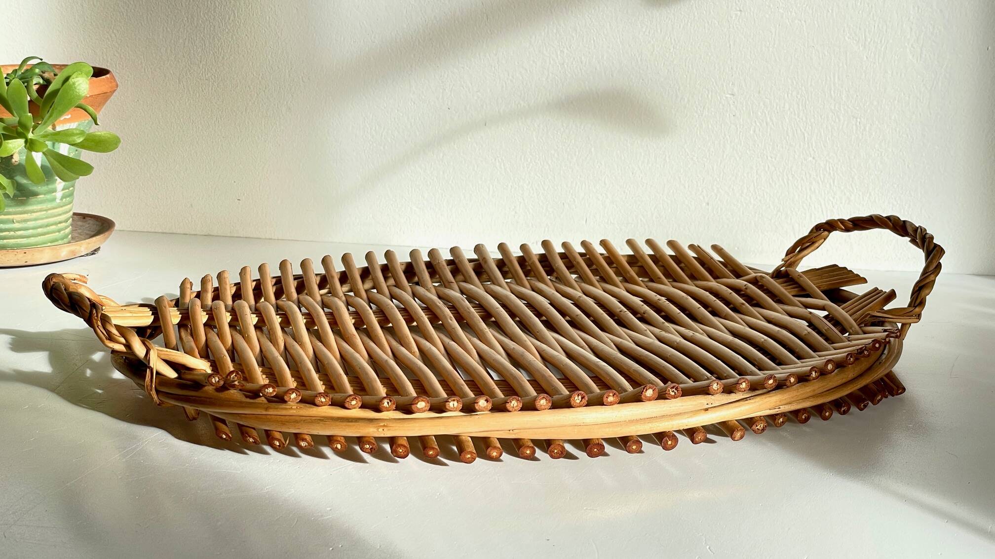 Vintage rattan presentation tray
