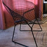 Deux sièges et un repose pied Bertoia Diamond